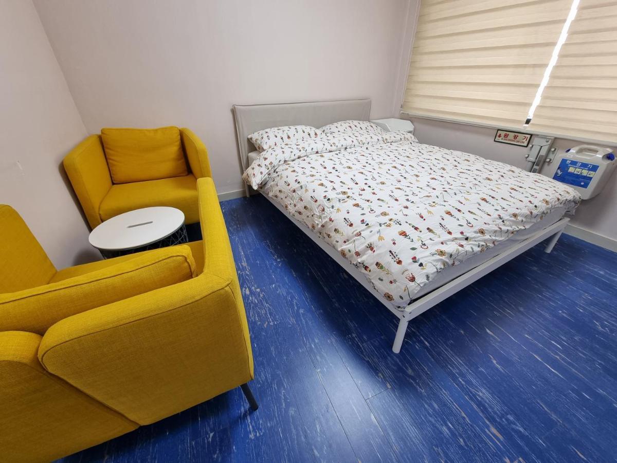 Bluehum Guest House Incheon Bagian luar foto